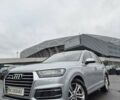 Серый Ауди Ку 7, объемом двигателя 3 л и пробегом 198 тыс. км за 25000 $, фото 1 на Automoto.ua