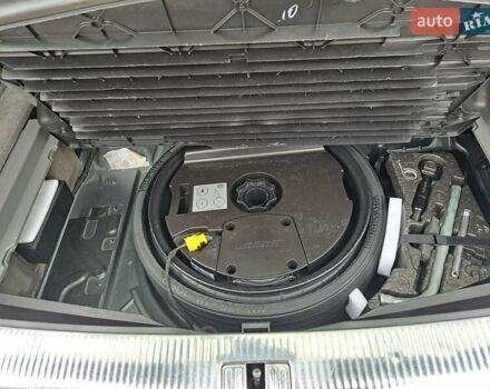 Сірий Ауді Ку 7, об'ємом двигуна 3 л та пробігом 262 тис. км за 23400 $, фото 20 на Automoto.ua
