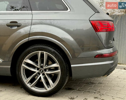Сірий Ауді Ку 7, об'ємом двигуна 2.97 л та пробігом 246 тис. км за 33500 $, фото 11 на Automoto.ua
