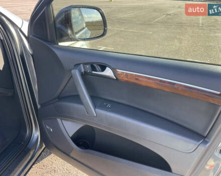 Сірий Ауді Ку 7, об'ємом двигуна 2.97 л та пробігом 143 тис. км за 23500 $, фото 25 на Automoto.ua