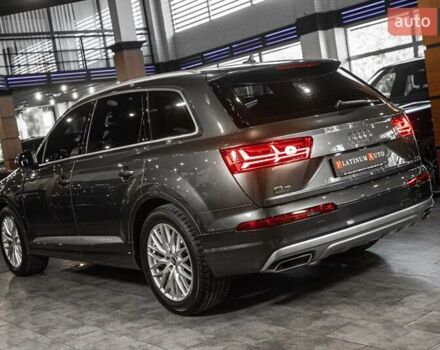 Ауді Ку 7 2015 у Одесі на Automoto.ua Сірий Ауді Ку 7, об'ємом двигуна 2.97 л та пробігом 142 тис. км за 32900 $, фото 3 на Automoto.ua