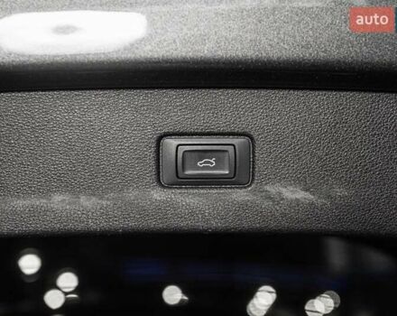 Ауді Ку 7 2015 у Одесі на Automoto.ua Сірий Ауді Ку 7, об'ємом двигуна 2.97 л та пробігом 142 тис. км за 32900 $, фото 9 на Automoto.ua