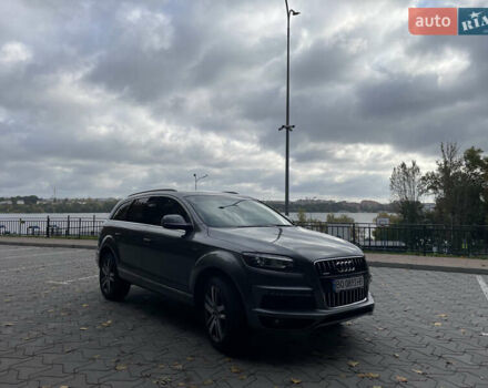Серый Ауди Ку 7, объемом двигателя 3 л и пробегом 181 тыс. км за 19200 $, фото 1 на Automoto.ua