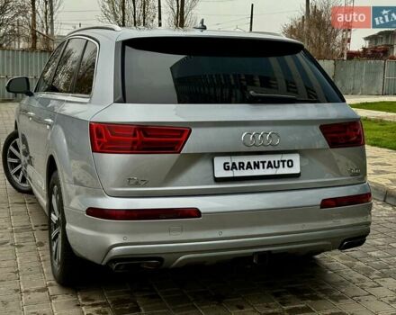 Серый Ауди Ку 7, объемом двигателя 3 л и пробегом 415 тыс. км за 24999 $, фото 25 на Automoto.ua