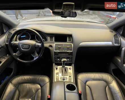 Серый Ауди Ку 7, объемом двигателя 3 л и пробегом 97 тыс. км за 14950 $, фото 17 на Automoto.ua