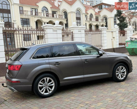 Серый Ауди Ку 7, объемом двигателя 3 л и пробегом 250 тыс. км за 25900 $, фото 2 на Automoto.ua