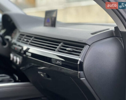 Сірий Ауді Ку 7, об'ємом двигуна 3 л та пробігом 138 тис. км за 23499 $, фото 105 на Automoto.ua