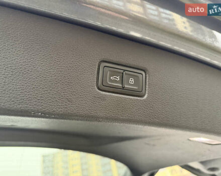 Серый Ауди Ку 7, объемом двигателя 2.97 л и пробегом 246 тыс. км за 34500 $, фото 36 на Automoto.ua