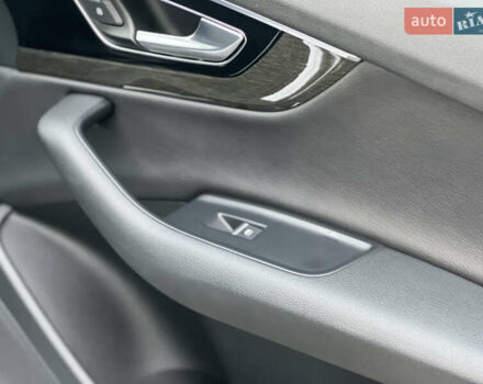 Сірий Ауді Ку 7, об'ємом двигуна 3 л та пробігом 138 тис. км за 23499 $, фото 102 на Automoto.ua