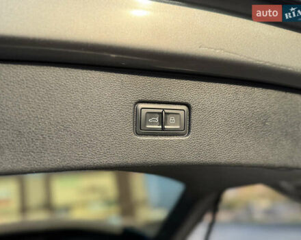 Серый Ауди Ку 7, объемом двигателя 3 л и пробегом 177 тыс. км за 21999 $, фото 18 на Automoto.ua