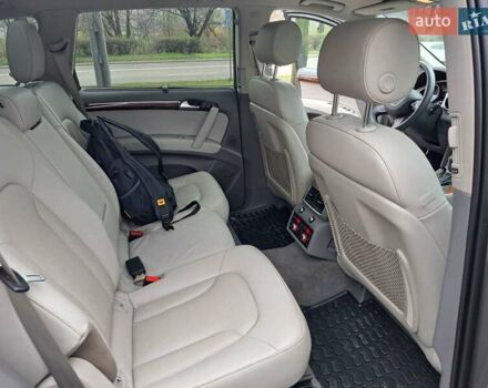 Сірий Ауді Ку 7, об'ємом двигуна 3 л та пробігом 262 тис. км за 23400 $, фото 10 на Automoto.ua