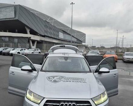 Серый Ауди Ку 7, объемом двигателя 3 л и пробегом 198 тыс. км за 25000 $, фото 5 на Automoto.ua