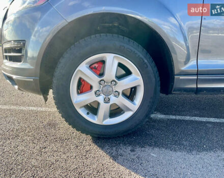 Сірий Ауді Ку 7, об'ємом двигуна 2.97 л та пробігом 143 тис. км за 23500 $, фото 17 на Automoto.ua