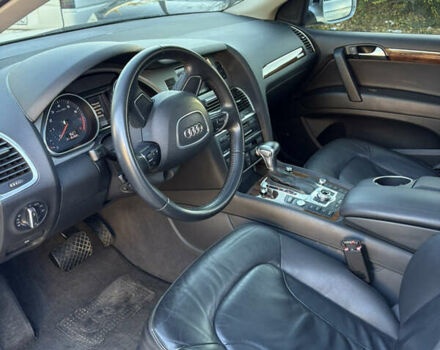 Серый Ауди Ку 7, объемом двигателя 3 л и пробегом 133 тыс. км за 15500 $, фото 10 на Automoto.ua