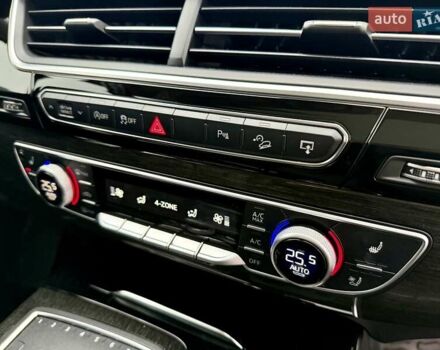 Серый Ауди Ку 7, объемом двигателя 3 л и пробегом 415 тыс. км за 24999 $, фото 65 на Automoto.ua