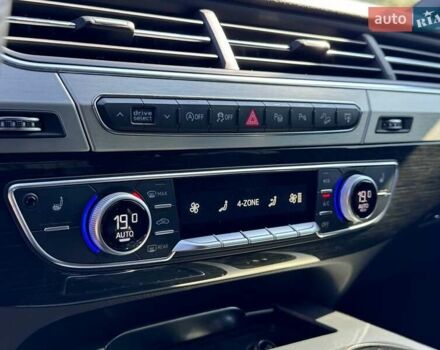 Сірий Ауді Ку 7, об'ємом двигуна 3 л та пробігом 252 тис. км за 37800 $, фото 23 на Automoto.ua