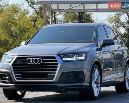 Сірий Ауді Ку 7, об'ємом двигуна 3 л та пробігом 252 тис. км за 37800 $, фото 5 на Automoto.ua