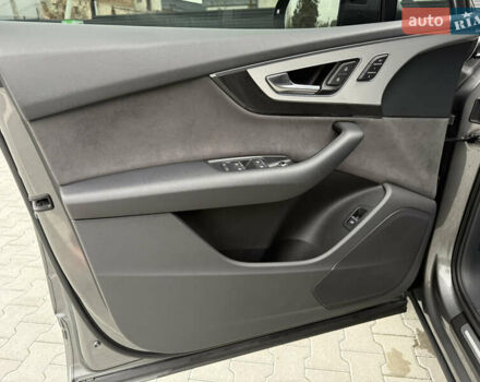 Серый Ауди Ку 7, объемом двигателя 2.97 л и пробегом 210 тыс. км за 35900 $, фото 30 на Automoto.ua