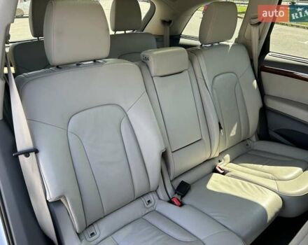 Ауди Ку 7 2015 в Киеве на Automoto.ua Серый Ауди Ку 7, объемом двигателя 3 л и пробегом 265 тыс. км за 16000 $, фото 30 на Automoto.ua