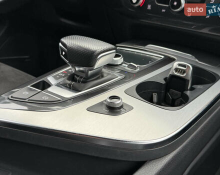 Сірий Ауді Ку 7, об'ємом двигуна 3 л та пробігом 291 тис. км за 35500 $, фото 41 на Automoto.ua