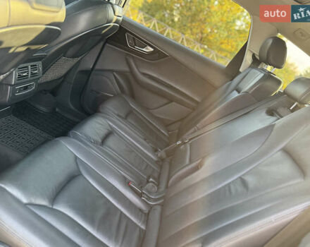 Сірий Ауді Ку 7, об'ємом двигуна 3 л та пробігом 177 тис. км за 22999 $, фото 11 на Automoto.ua