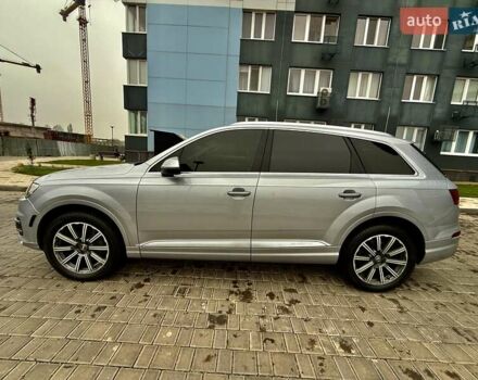 Серый Ауди Ку 7, объемом двигателя 3 л и пробегом 415 тыс. км за 24999 $, фото 5 на Automoto.ua