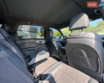 Сірий Ауді Ку 7, об'ємом двигуна 3 л та пробігом 252 тис. км за 37800 $, фото 24 на Automoto.ua