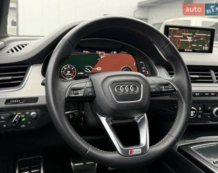 Сірий Ауді Ку 7, об'ємом двигуна 3 л та пробігом 291 тис. км за 35500 $, фото 26 на Automoto.ua