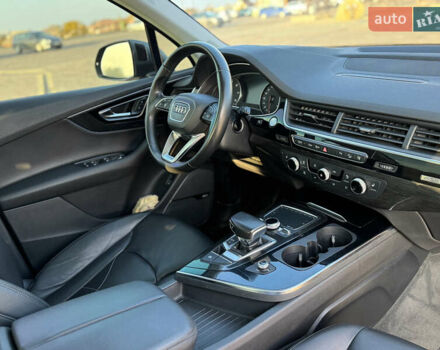 Серый Ауди Ку 7, объемом двигателя 3 л и пробегом 177 тыс. км за 21999 $, фото 23 на Automoto.ua