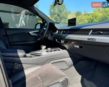 Сірий Ауді Ку 7, об'ємом двигуна 3 л та пробігом 252 тис. км за 37800 $, фото 16 на Automoto.ua