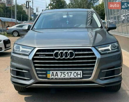 Серый Ауди Ку 7, объемом двигателя 3 л и пробегом 154 тыс. км за 32500 $, фото 1 на Automoto.ua