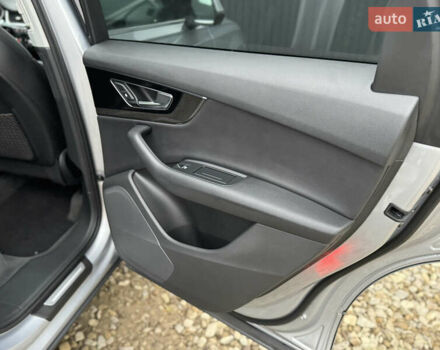 Сірий Ауді Ку 7, об'ємом двигуна 3 л та пробігом 138 тис. км за 22950 $, фото 50 на Automoto.ua