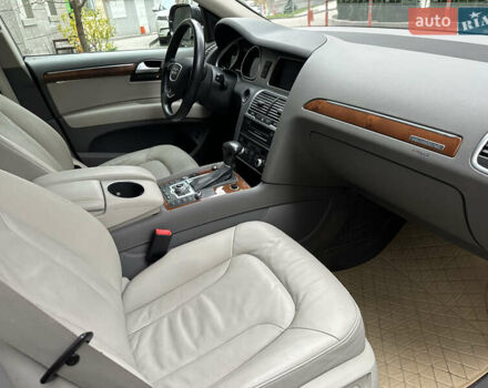 Серый Ауди Ку 7, объемом двигателя 2.97 л и пробегом 228 тыс. км за 21000 $, фото 33 на Automoto.ua