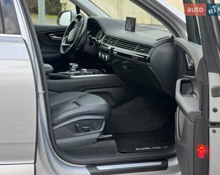 Сірий Ауді Ку 7, об'ємом двигуна 3 л та пробігом 138 тис. км за 23499 $, фото 100 на Automoto.ua