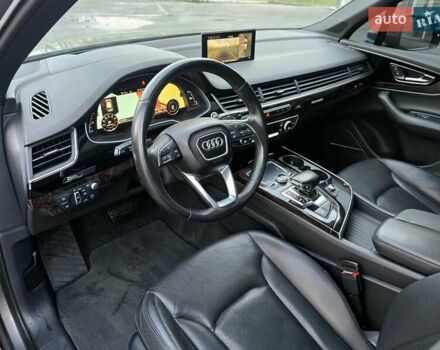 Серый Ауди Ку 7, объемом двигателя 3 л и пробегом 230 тыс. км за 23600 $, фото 16 на Automoto.ua