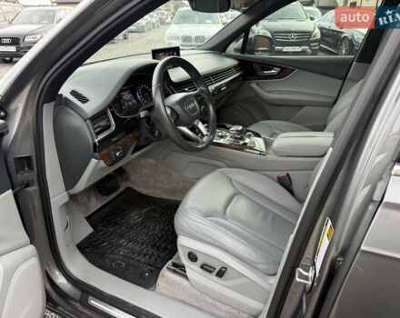 Серый Ауди Ку 7, объемом двигателя 3 л и пробегом 173 тыс. км за 21950 $, фото 38 на Automoto.ua