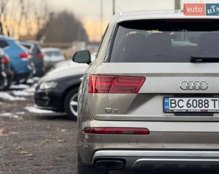 Серый Ауди Ку 7, объемом двигателя 3 л и пробегом 148 тыс. км за 30000 $, фото 3 на Automoto.ua