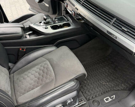 Серый Ауди Ку 7, объемом двигателя 2.97 л и пробегом 260 тыс. км за 35000 $, фото 17 на Automoto.ua