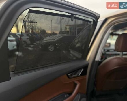 Серый Ауди Ку 7, объемом двигателя 3 л и пробегом 148 тыс. км за 30000 $, фото 17 на Automoto.ua