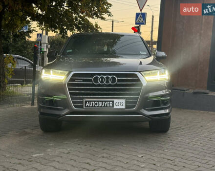 Серый Ауди Ку 7, объемом двигателя 3 л и пробегом 140 тыс. км за 25500 $, фото 2 на Automoto.ua