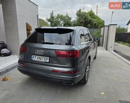 Серый Ауди Ку 7, объемом двигателя 2.97 л и пробегом 281 тыс. км за 35500 $, фото 1 на Automoto.ua