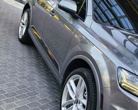 Ауди Ку 7 2016 в Полтаве на Automoto.ua Серый Ауди Ку 7, объемом двигателя 3 л и пробегом 209 тыс. км за 25999 $, фото 10 на Automoto.ua