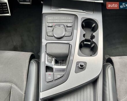 Серый Ауди Ку 7, объемом двигателя 2.97 л и пробегом 219 тыс. км за 36999 $, фото 33 на Automoto.ua