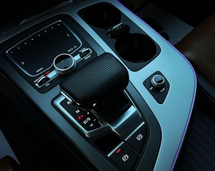 Серый Ауди Ку 7, объемом двигателя 3 л и пробегом 253 тыс. км за 40000 $, фото 13 на Automoto.ua