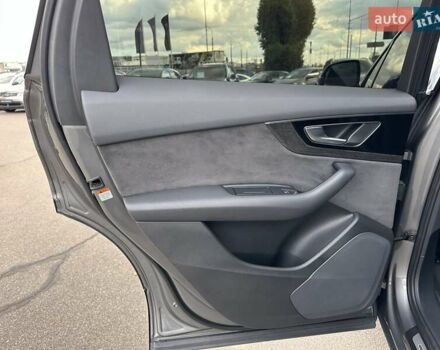 Серый Ауди Ку 7, объемом двигателя 2.97 л и пробегом 139 тыс. км за 31500 $, фото 42 на Automoto.ua