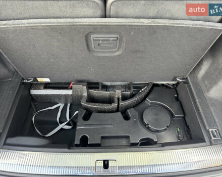 Сірий Ауді Ку 7, об'ємом двигуна 3 л та пробігом 181 тис. км за 23800 $, фото 49 на Automoto.ua