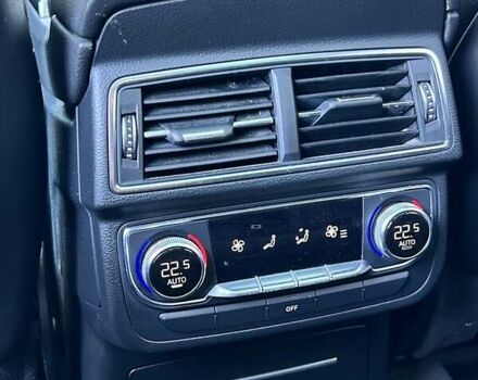 Серый Ауди Ку 7, объемом двигателя 3 л и пробегом 153 тыс. км за 28000 $, фото 16 на Automoto.ua