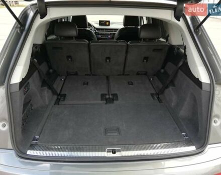 Серый Ауди Ку 7, объемом двигателя 3 л и пробегом 181 тыс. км за 38900 $, фото 14 на Automoto.ua