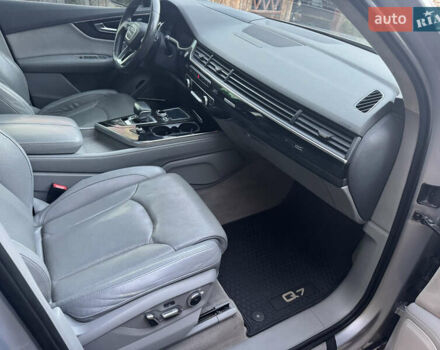 Ауди Ку 7 2016 у Полтаве на Automoto.ua Серый Ауди Ку 7, об'ємом двигуна 3 л та пробігом 180 тис. км за 33000 $, фото 6 на Automoto.ua