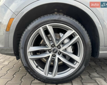 Сірий Ауді Ку 7, об'ємом двигуна 3 л та пробігом 181 тис. км за 23800 $, фото 11 на Automoto.ua